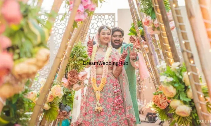 PRIYALALLs PHOTO PIXEL